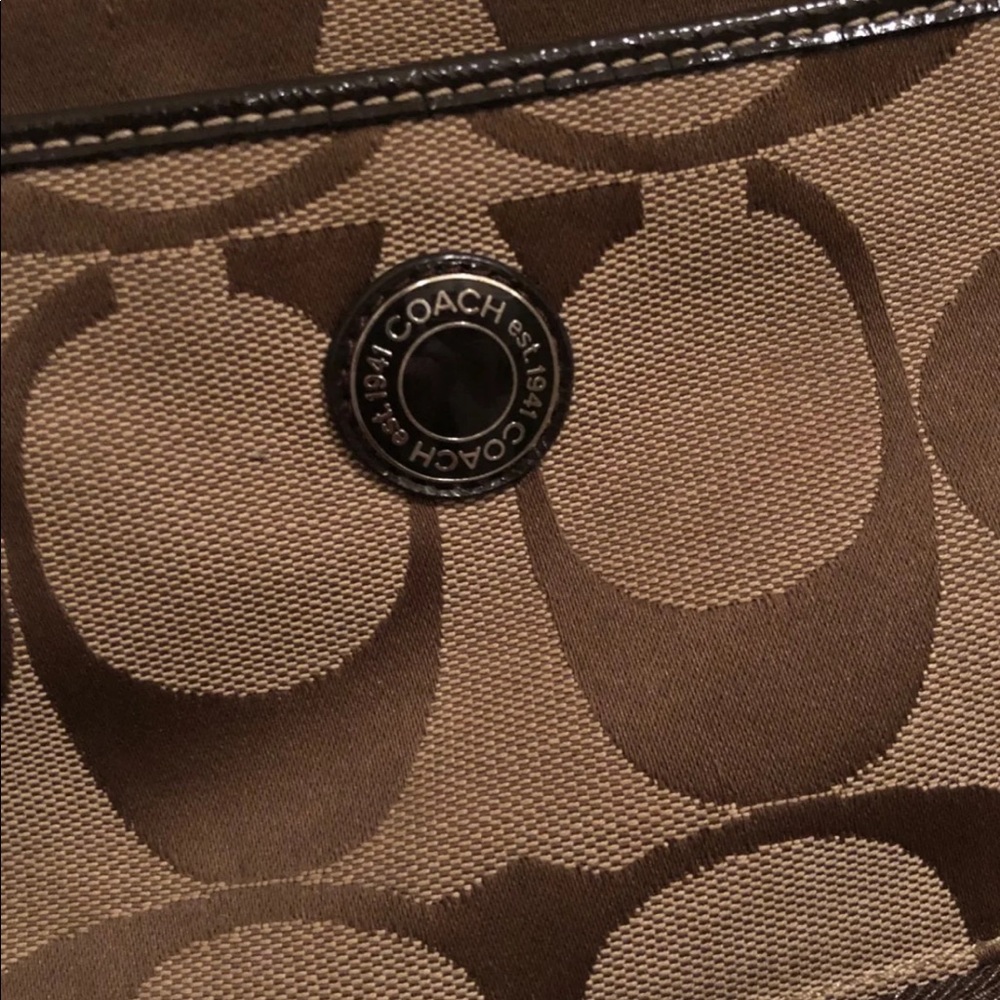 Coach crossbody - Picture 2 of 4